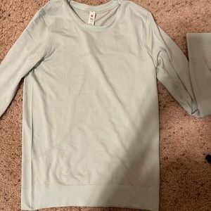Lululemon Swiftly Breathe Long Sleeve